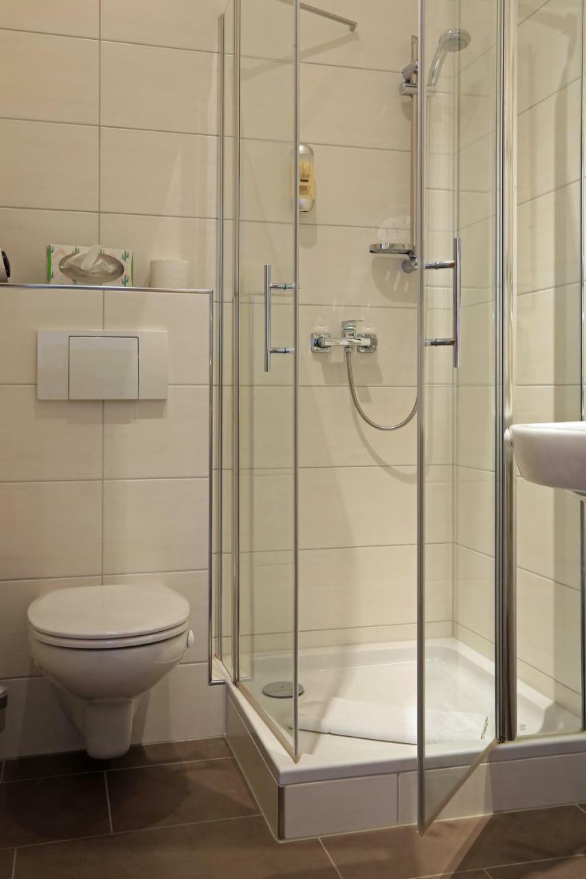 Hotel Weinstube Schwalbennest Karlstadt Zewnętrze zdjęcie