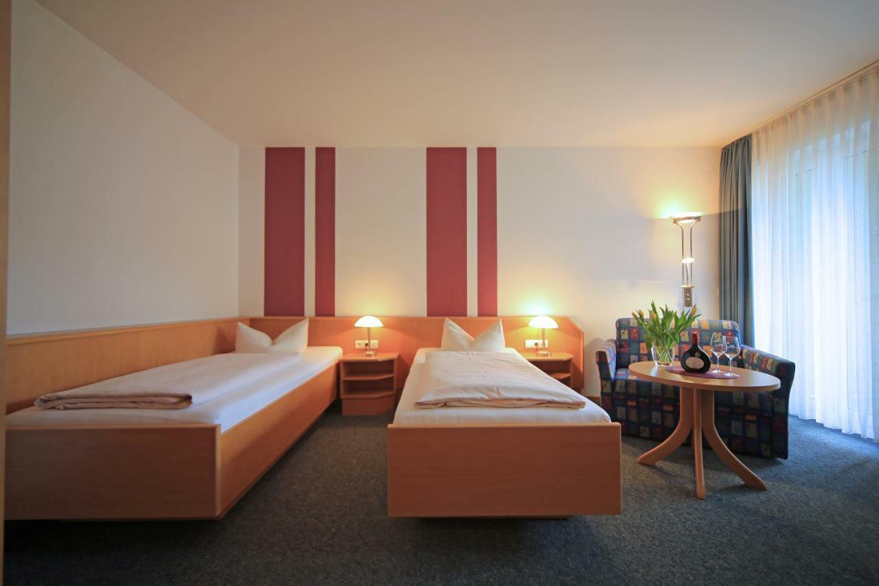 Hotel Weinstube Schwalbennest Karlstadt Zewnętrze zdjęcie